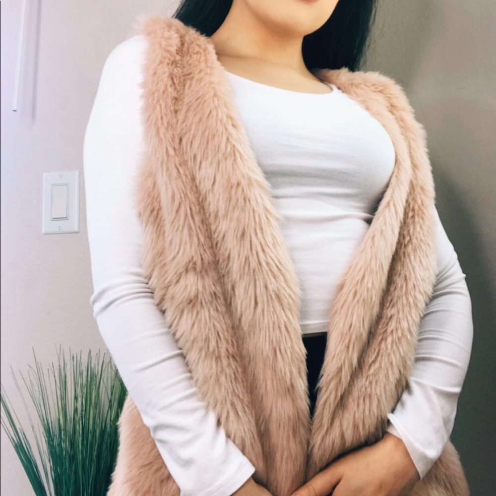 Dusty Rose Faux Fur Vest